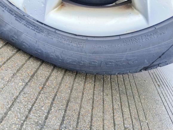 [上海·苏E] 二手奥迪奥迪A6L2011款 2.0 TFSI 自动标准型