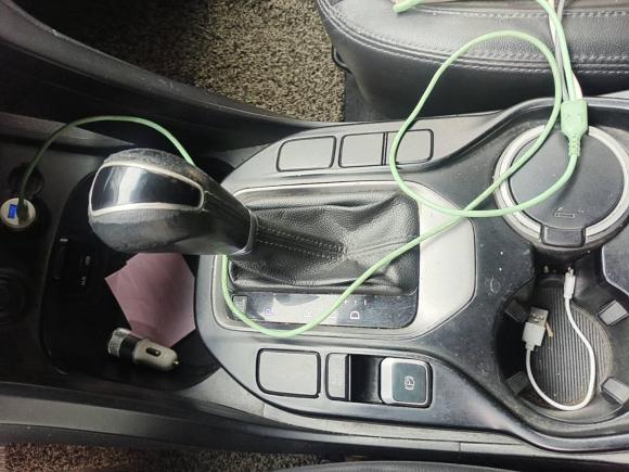 [温州·浙C] 二手现代胜达2013款 2.4L 自动两驱智能型