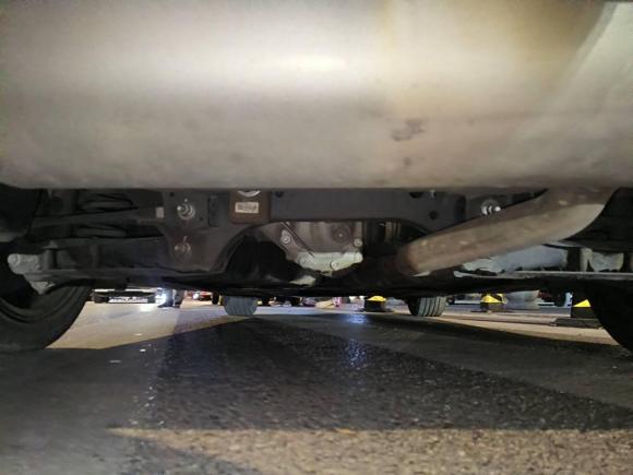 [南京·苏A] 二手宝马宝马3系2013款 320Li 豪华设计套装