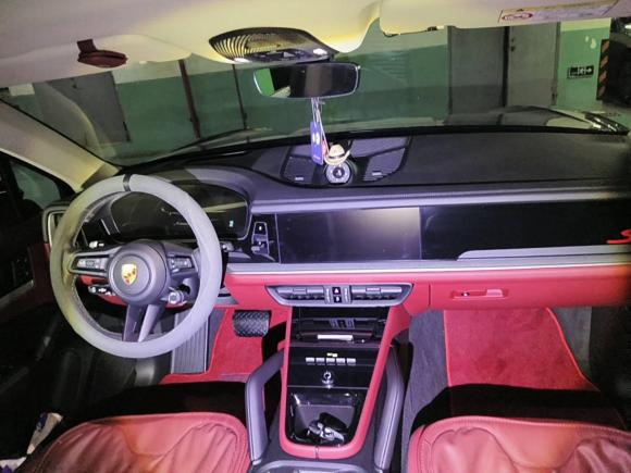 [上海·沪A] 二手保时捷Cayenne2024款 Cayenne 3.0T