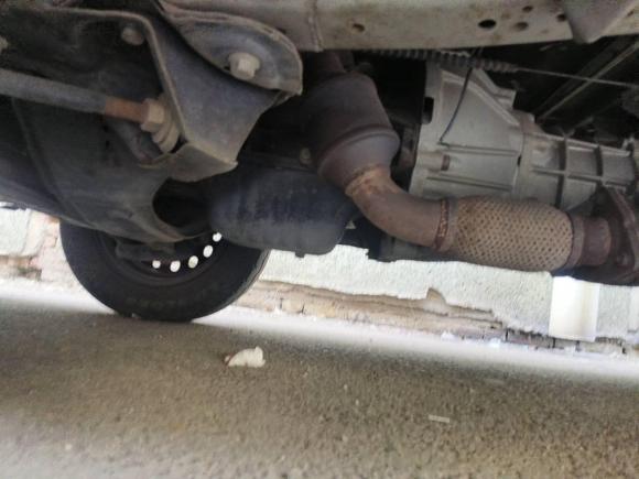 [常州·苏D] 二手金龙金威2012款 2.0L两用型短轴4G21B