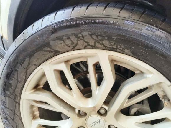 [金华·浙G] 二手陆风陆风X72015款 2.0T 全景尊贵版