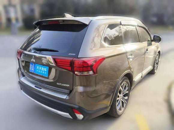 [西安·陕A] 二手三菱欧蓝德2018款 2.4L 四驱精英版 5座