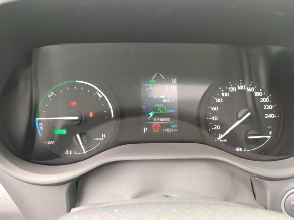 [广州·粤A] 二手丰田赛那SIENNA2024款 2.5L混动 四驱尊贵版