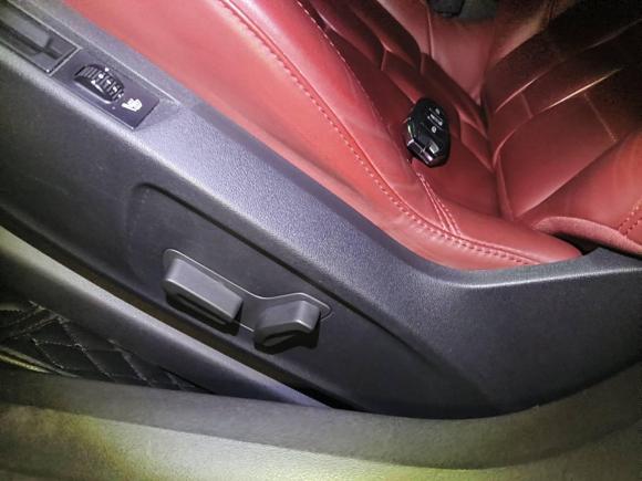 [深圳·粤B] 二手DSDS 4S2016款 1.6T 自动智享科技版THP160