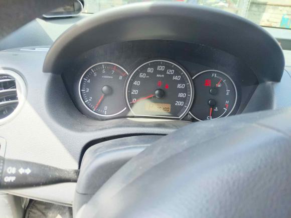 [杭州·浙A] 二手铃木雨燕2014款 1.5L 自动时尚型