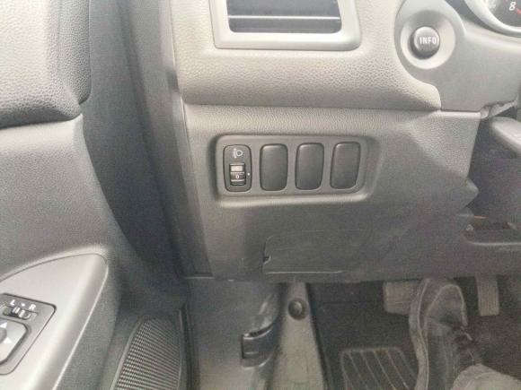 [广州·粤G] 二手三菱劲炫ASX2013款 2.0L CVT两驱精英版