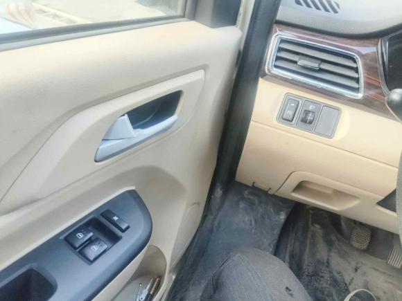 [武汉·鄂A] 二手长安跨越跨越星V7 EV2022款 标准型270km