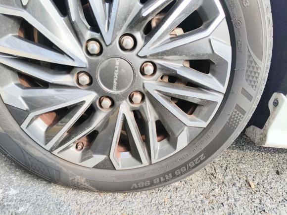 [上海·苏F] 二手大通大通G202020款 2.0T 汽油自动豪华行政版