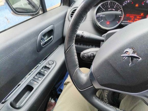 [嘉兴·浙F] 二手标致标致30082015款 2.0L 自动潮流版