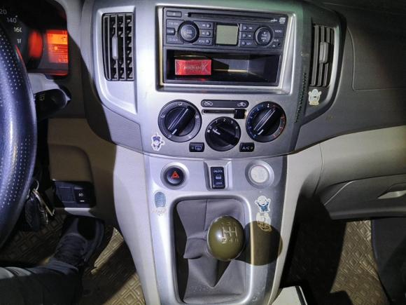 [西安·陕A] 二手日产日产NV2002014款 1.6L 手动豪华型 国IV