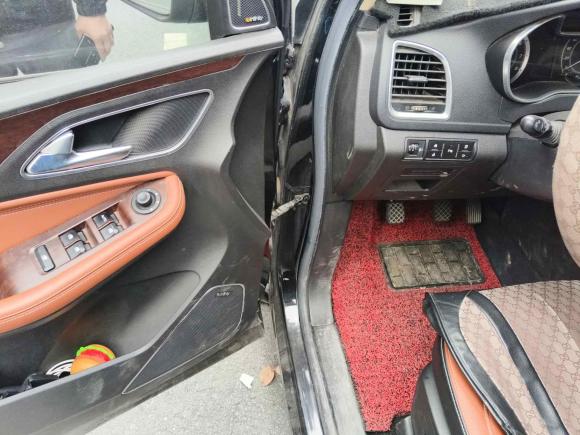 [合肥·浙J] 二手宝骏宝骏5602017款 律动版 1.5T 手动尊享型