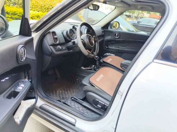 [青岛·鲁B] 二手MINIMINI COUNTRYMAN2018款 1.5T COOPER ALL4 艺术家