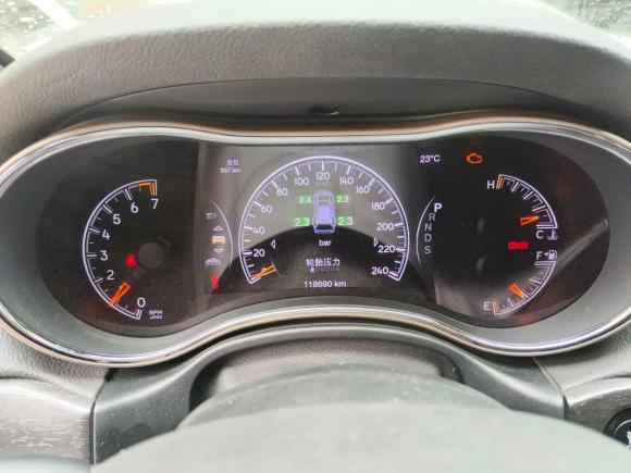 [南昌·赣A] 二手Jeep大切诺基2014款 3.0L 舒享导航版