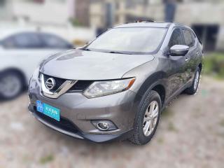 日产奇骏2015款 2.0L CVT舒适MAX版 2WD