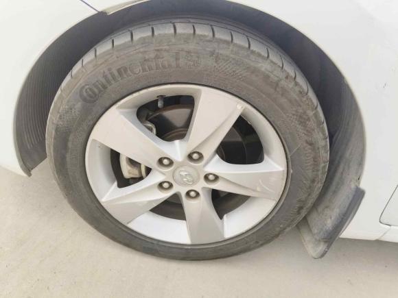 [西安·陕A] 二手现代朗动2013款 1.6L 自动尊贵型