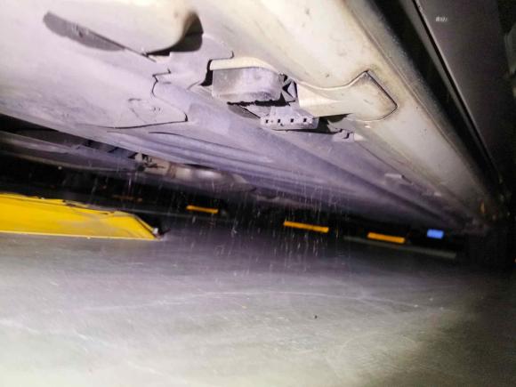 [武汉·鄂W] 二手奔驰奔驰C级2018款 C 200 L 运动版