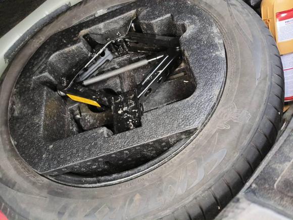 [广州·粤A] 二手埃安AION S2020款 魅 580