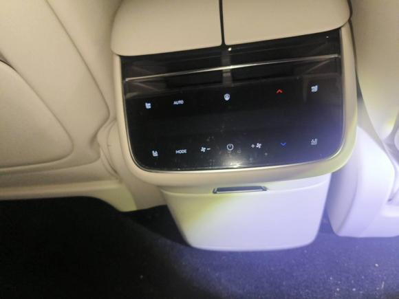 [深圳·粤B] 二手享界享界S92024款 纯电 Max 后驱长航版