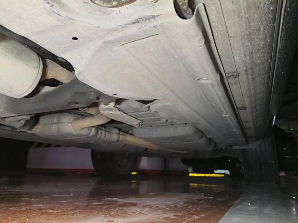 [成都·川G] 二手大众途锐2011款 3.0TSI Hybrid