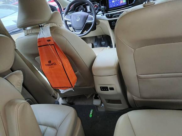 [广州·粤R] 二手宝骏宝骏7302016款 1.5L 手动舒适型 7座 国V