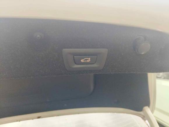 [嘉兴·浙F] 二手宝马宝马5系2017款 525Li 豪华设计套装