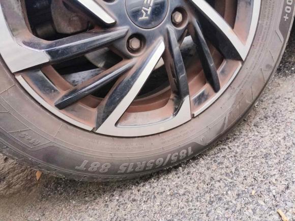 [上海·沪A] 二手哪吒汽车哪吒V2021款 长续航娱乐版