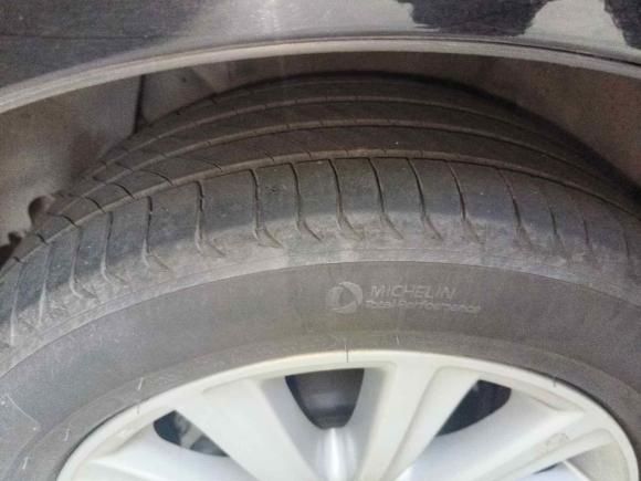 [广州·粤J] 二手丰田皇冠2010款 2.5L Royal 真皮天窗版