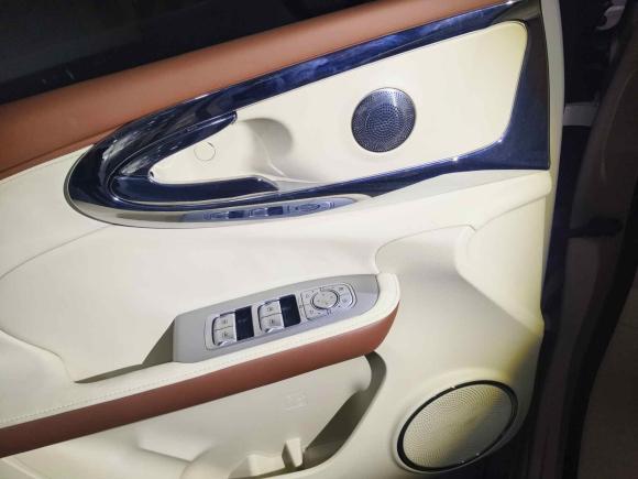 [苏州·苏E] 二手欧拉欧拉芭蕾猫2023款 401km 尊贵型