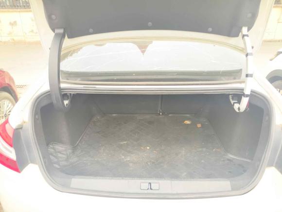 [武汉·鄂W] 二手标致标致4082014款 1.8L 自动豪华版