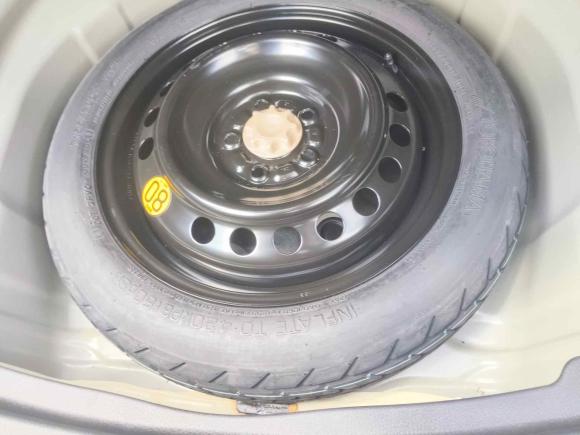 [武汉·鄂A] 二手丰田亚洲龙2019款 2.0L 进取版 国VI