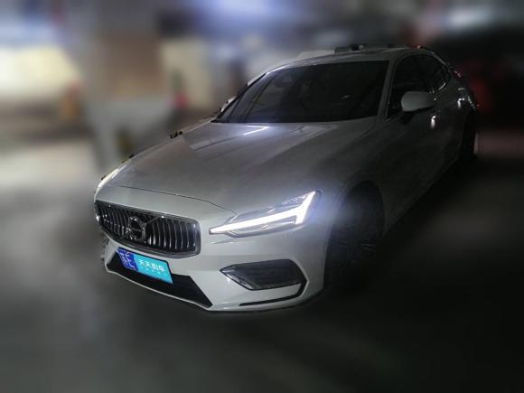 沃爾沃沃爾沃S602022款 B4 智遠(yuǎn)豪華版「蘇州二手車」「天天拍車」