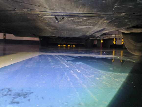 [深圳·粤B] 二手奔驰奔驰V级2021款 V 260 尊贵版