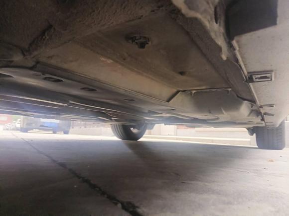 [无锡·苏B] 二手雪铁龙雪铁龙C52013款 2.3L 自动尊贵型