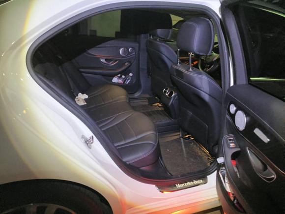 [上海·沪D] 二手奔驰奔驰C级2018款 C 200 L 运动版