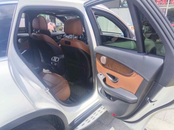 [上海·苏U] 二手奔驰奔驰GLC2017款 GLC 300 4MATIC 豪华型