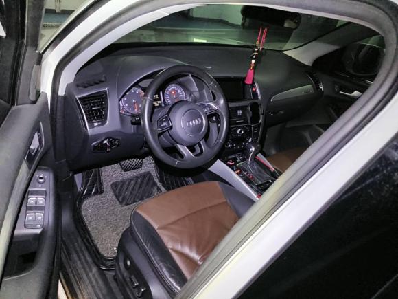 [深圳·粤B] 二手奥迪奥迪Q52016款 40 TFSI 技术型