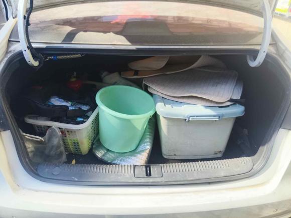 [南昌·赣A] 二手荣威荣威3602015款 1.5L 自动豪华版