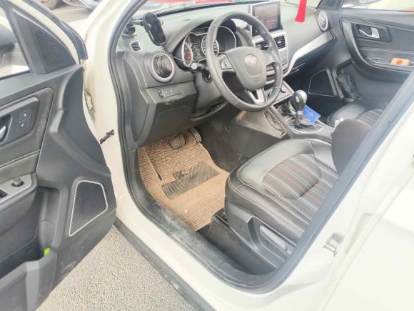 [南京·苏A] 二手奔腾奔腾X402017款 1.6L 自动豪华型