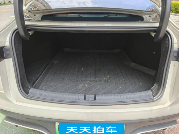 [佛山·粤E] 二手比亚迪海豹062025款 DM-i 智驾版 80KM豪华型