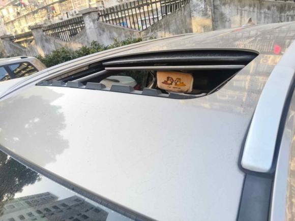 [上海·沪E] 二手长安长安CS752014款 1.8T 自动尊贵型 国V