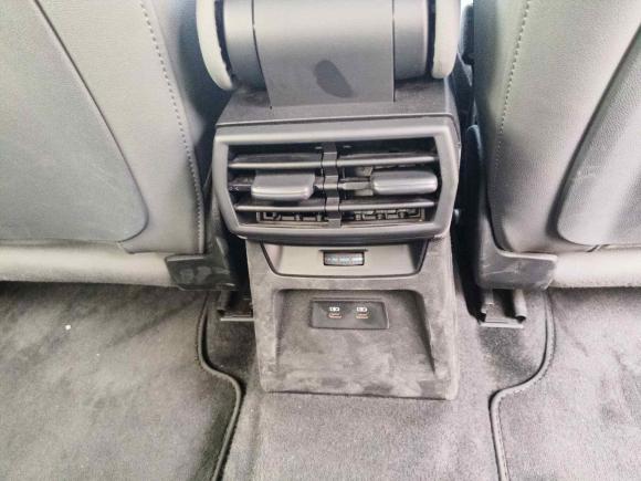 [苏州·苏E] 二手奥迪奥迪A32021款 A3L Limousine 35 TFSI 时尚致雅型