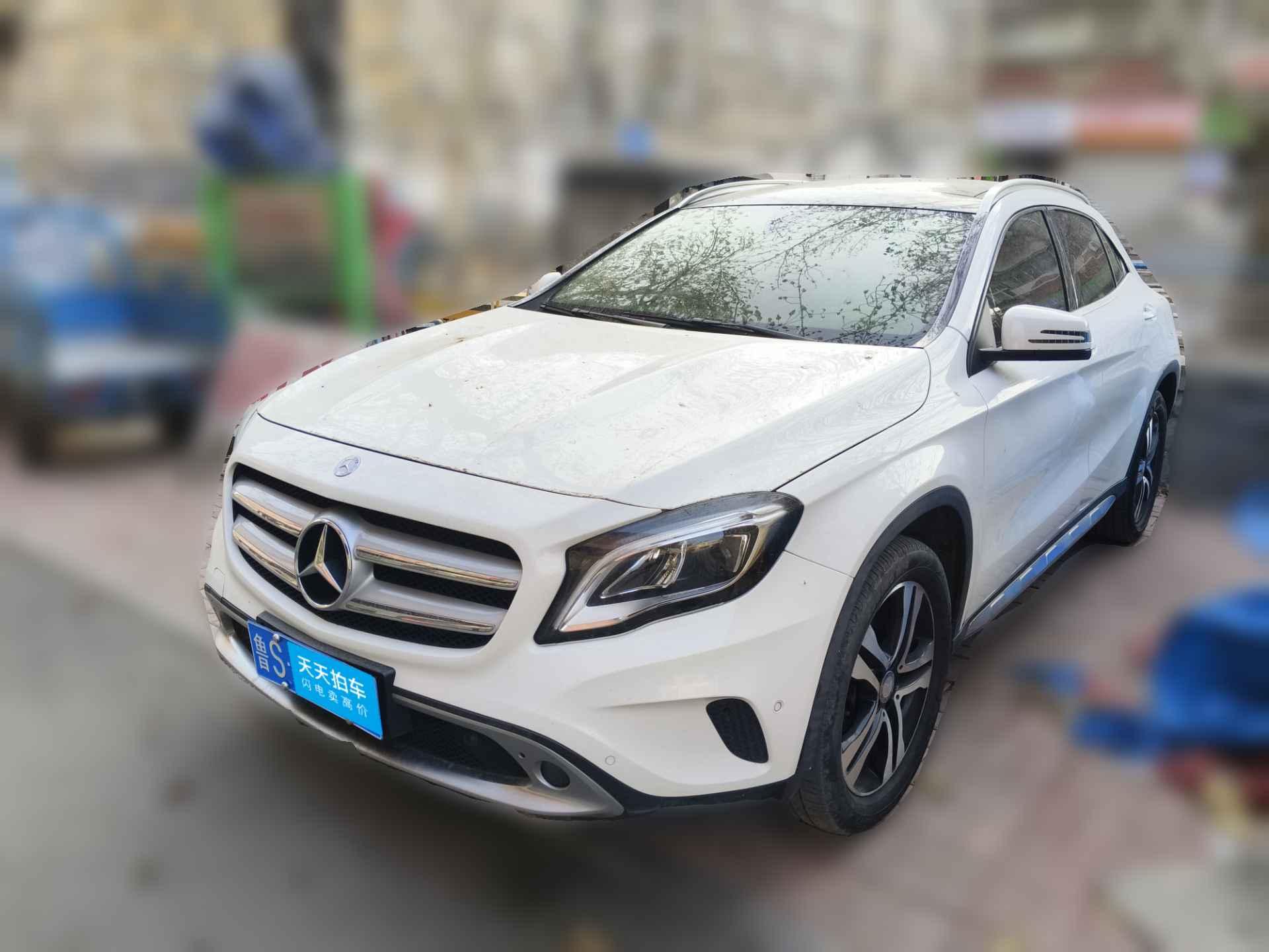 [济南·鲁S] 奔驰奔驰GLA2017款 GLA 200 动感型