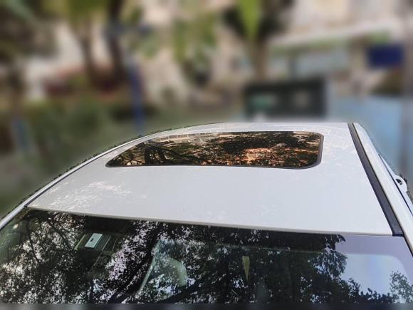 [上海·川J] 二手红旗红旗H52019款 30TD 型动版