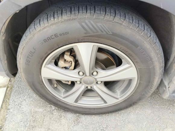 [武汉·鄂L] 二手哈弗哈弗H62014款 运动版 2.0T 柴油 手动两驱精英型