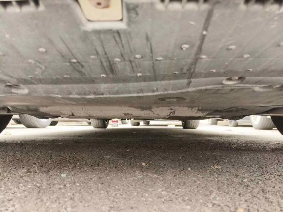 [南京·苏J] 二手奥迪奥迪A4L2013款 35 TFSI 自动标准型