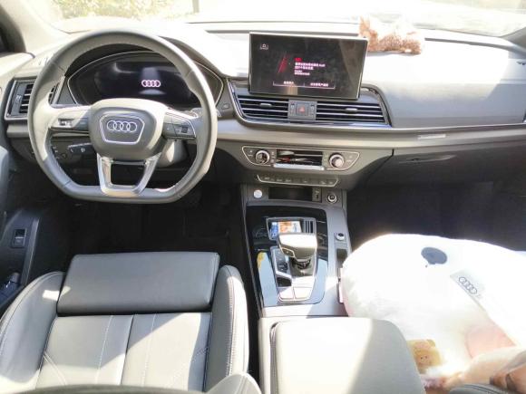 [上海·沪C] 二手奥迪奥迪Q5L2023款 40T 豪华动感型