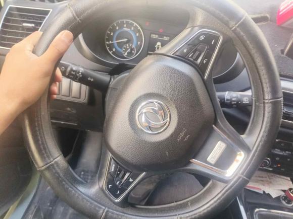 [深圳·粤S] 二手东风风光风光S5602018款 1.8L 手动都市型 7座