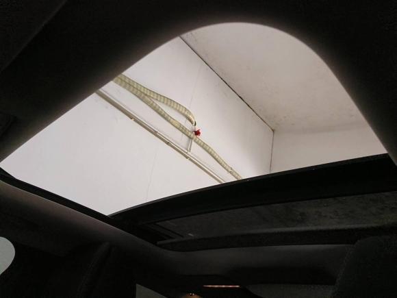 [深圳·粤B] 二手奔驰奔驰C级2020款 C 260 L 运动版