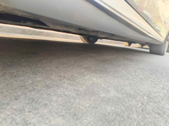 [青岛·鲁U] 二手奔驰奔驰E级2017款 E 300 L 运动豪华型